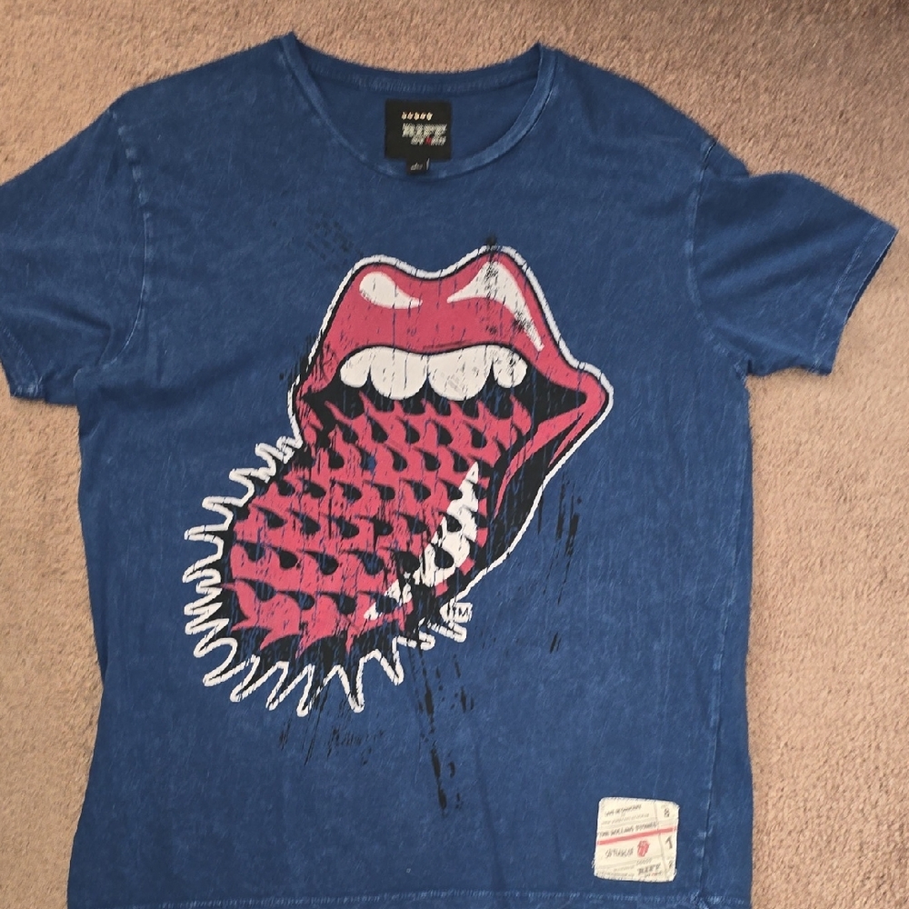 Blue The Rolling Stones T-Shirt Size L NEVER WORN.  VTG